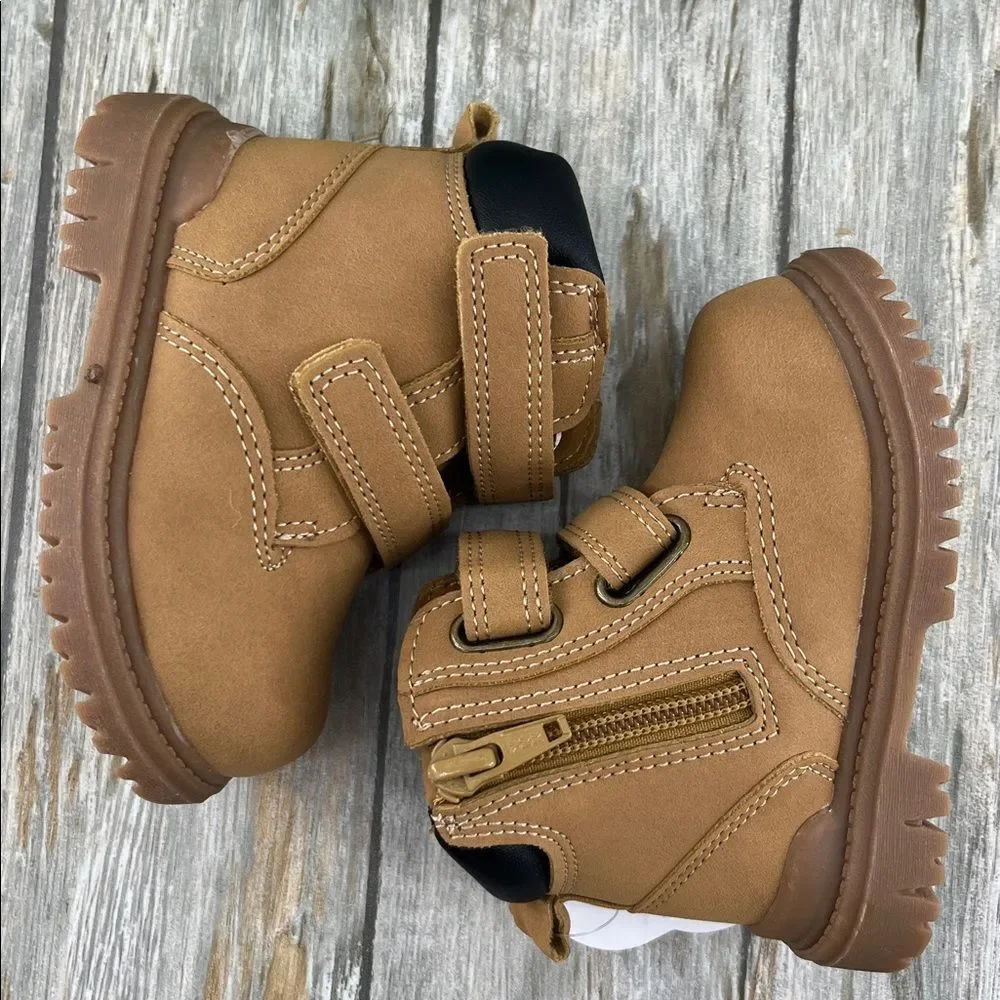 Baby Boys Tucker Boots Shoes Size 4